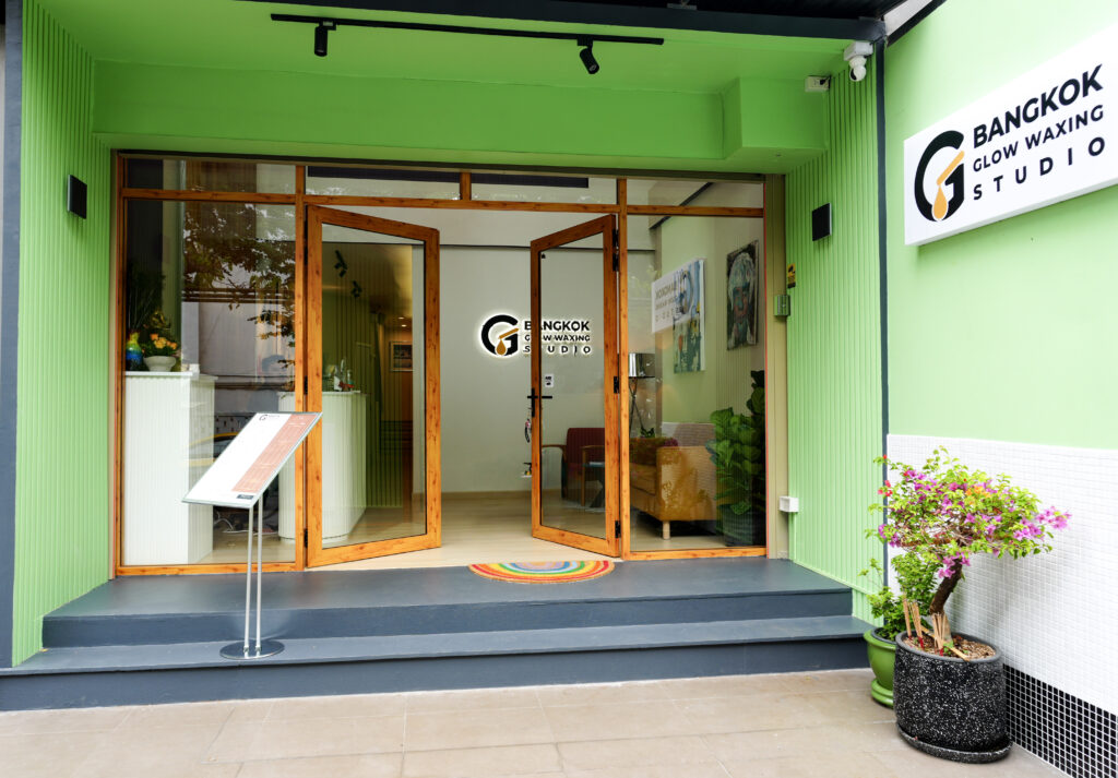 Bangkok Glow Waxing Studio entrance on Sukhumvit 19